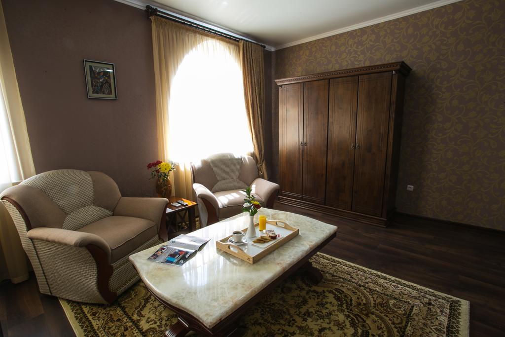 Shah Palace Hotel Bișkek Cameră foto
